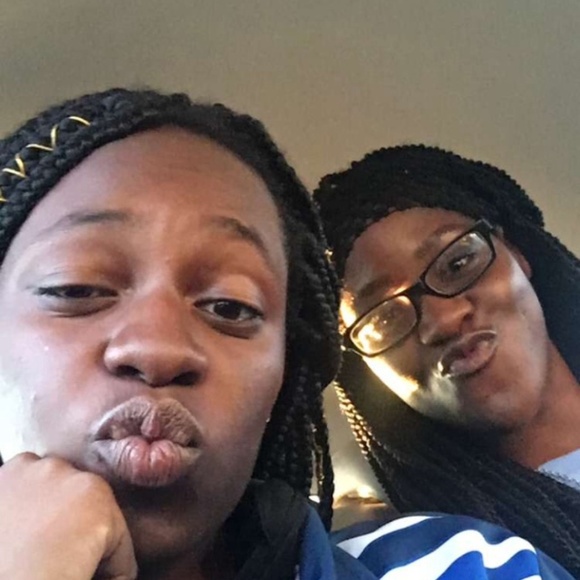 Meet your Posher, Veronica Haney - Picture 2 of 8